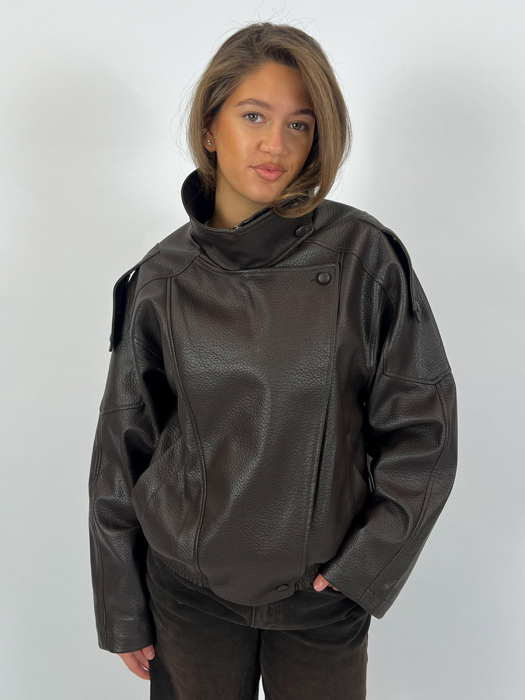 LAUREN - Chaqueta oversize de piel sintética
