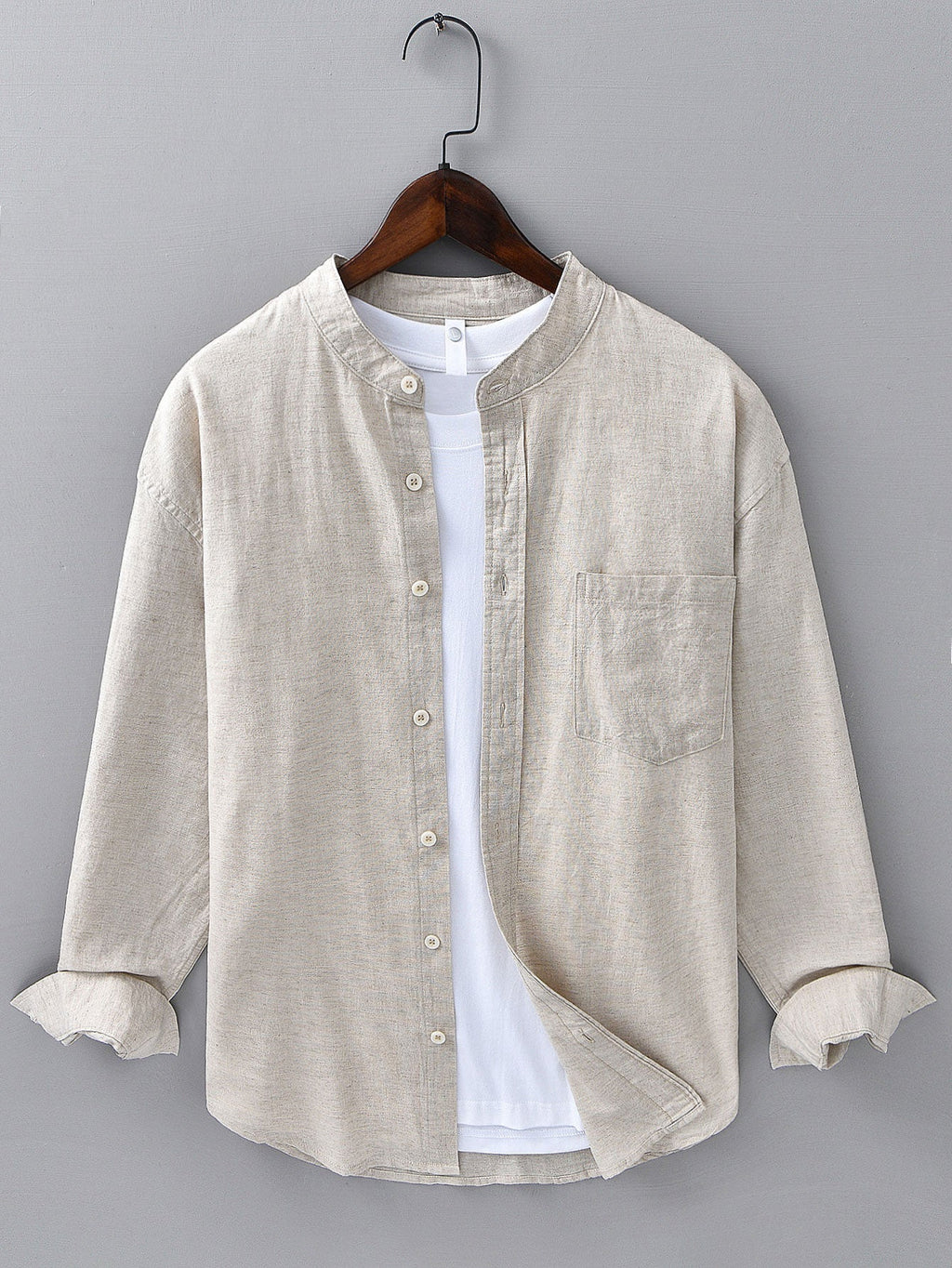 Camisa de lino y algodón con mangas largas, cuello en D y bolsillo