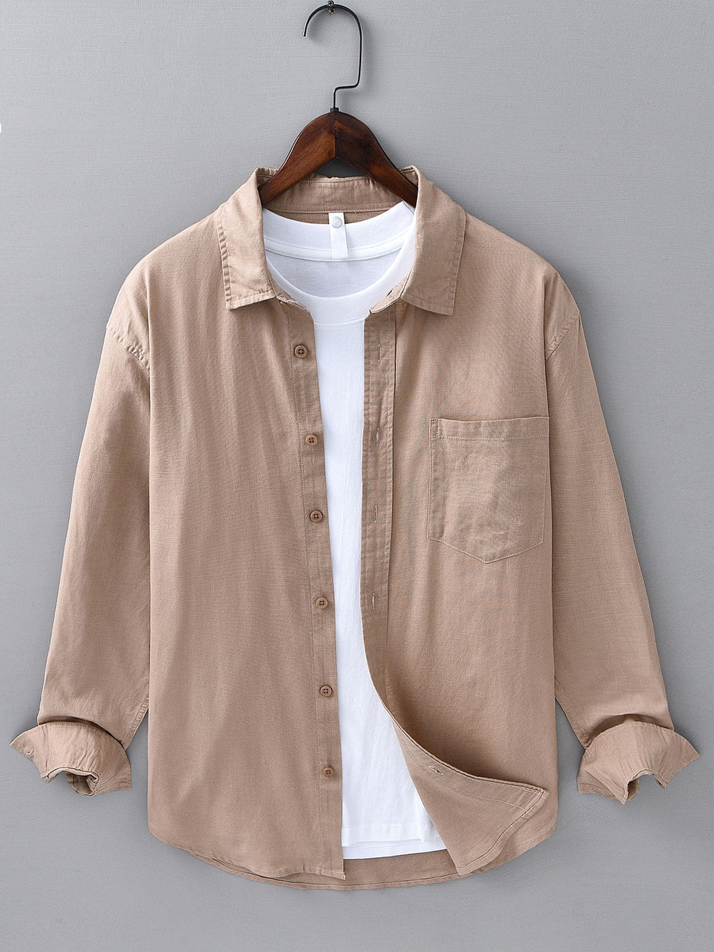 Camisa de lino y algodón con bolsillo y mangas largas