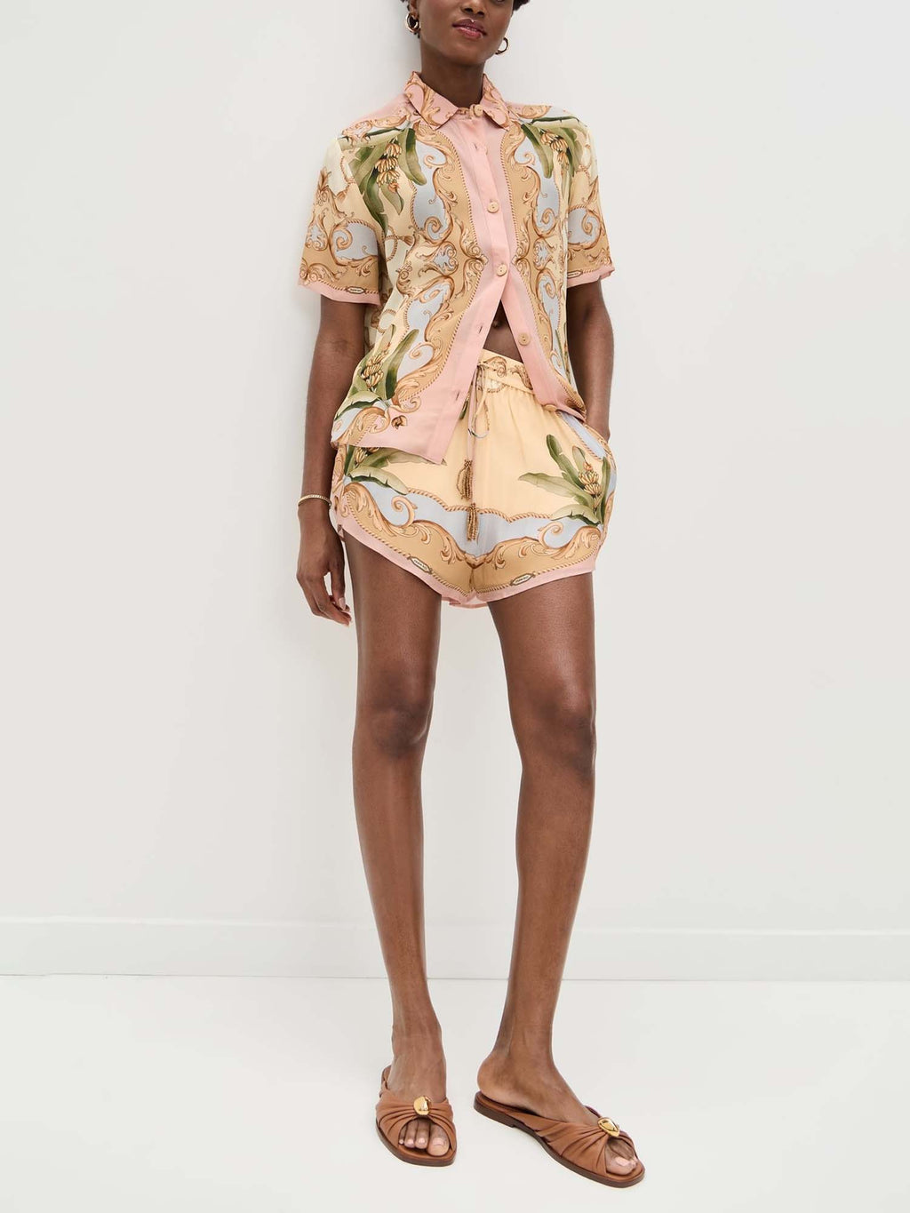 Julia - Conjunto camisero estampado barroco tropical