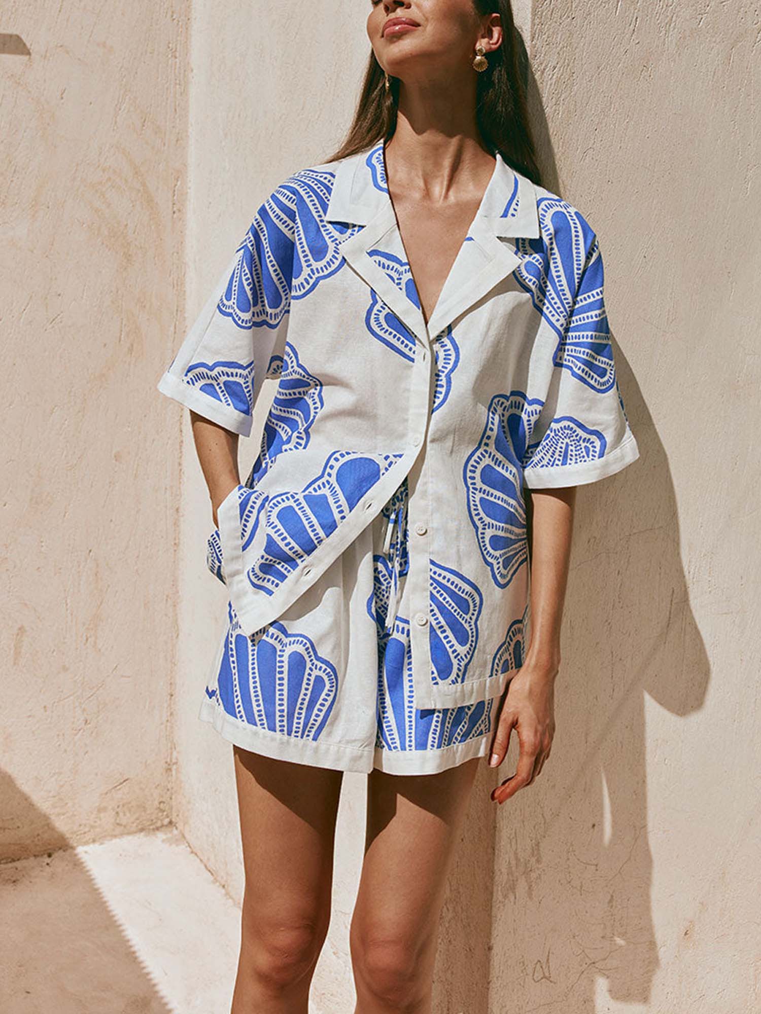CONJUNTO ESTAMPADO CAMISA Y SHORT FLUIDO