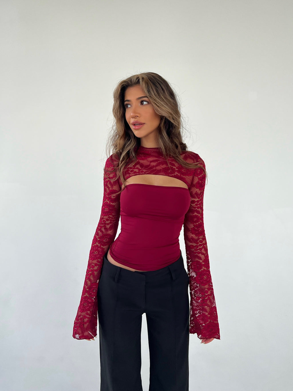 Daniela - Top efecto capa de encaje