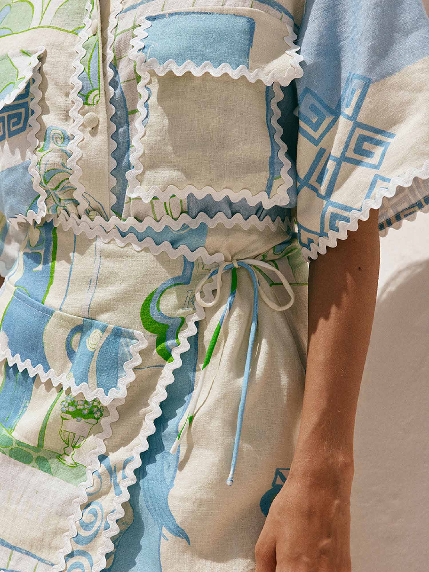 Lara - Conjunto estampado con falda cruzada