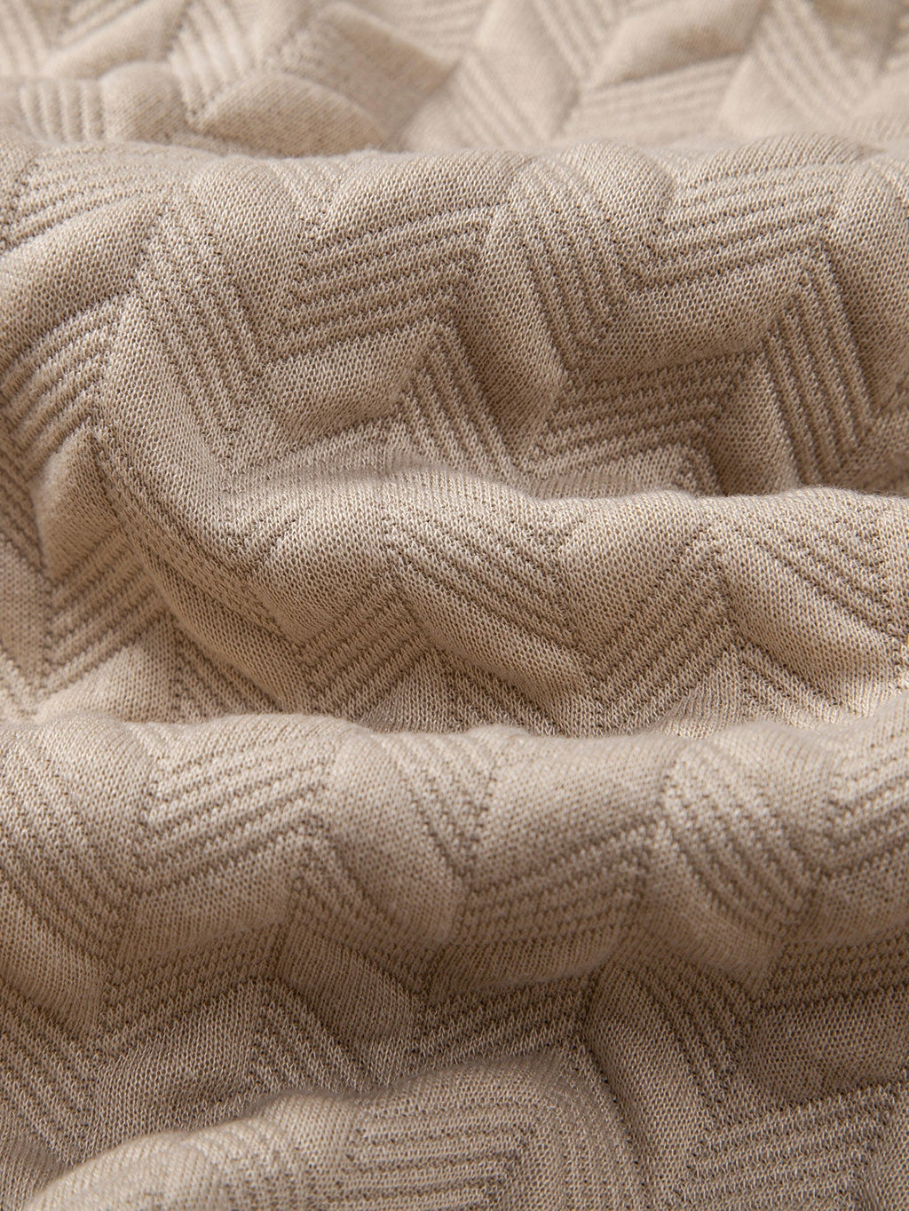 Polo jacquard geométrico
