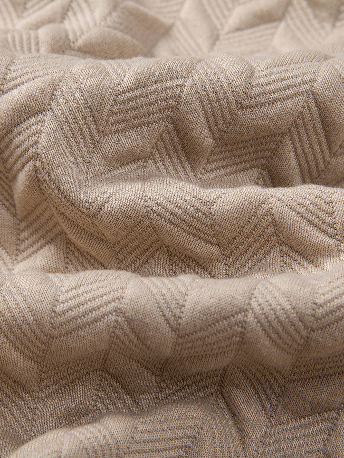 Polo jacquard geométrico