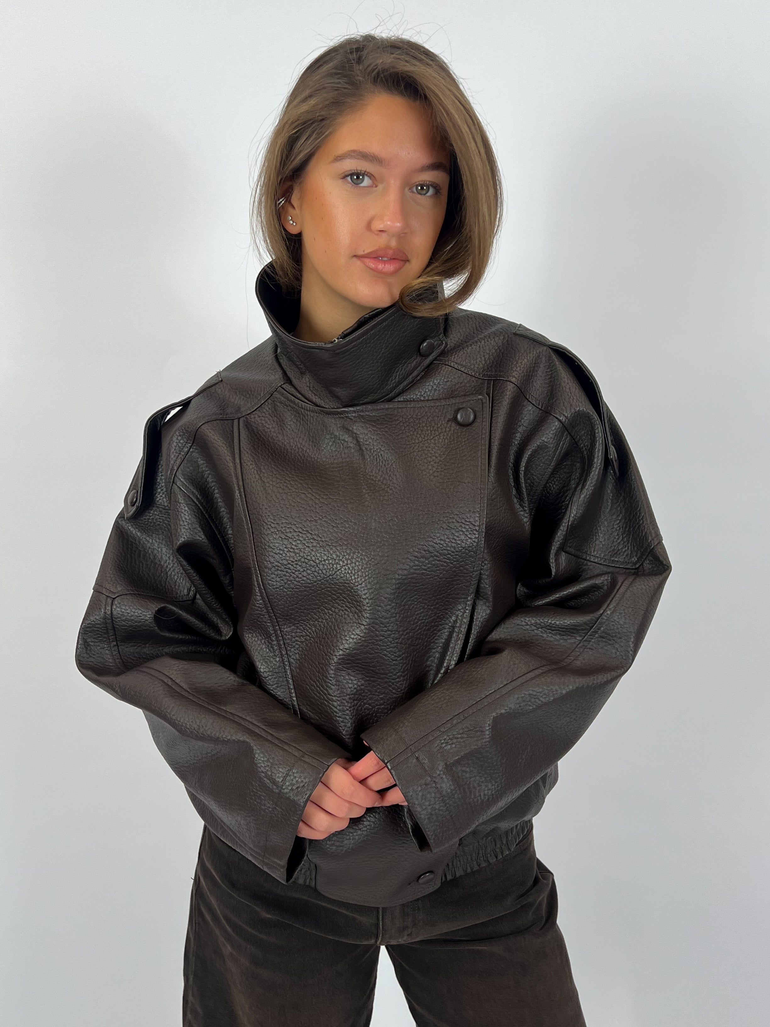 LAUREN - Chaqueta oversize de piel sintética