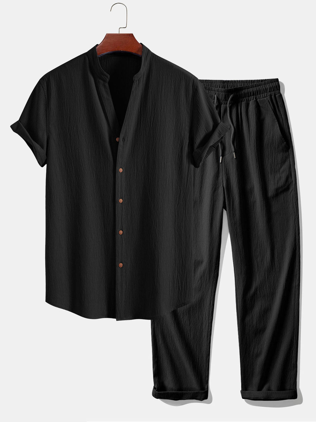 Camisa roja de cuello en V con textura arrugada + pantalón recto con textura arrugada