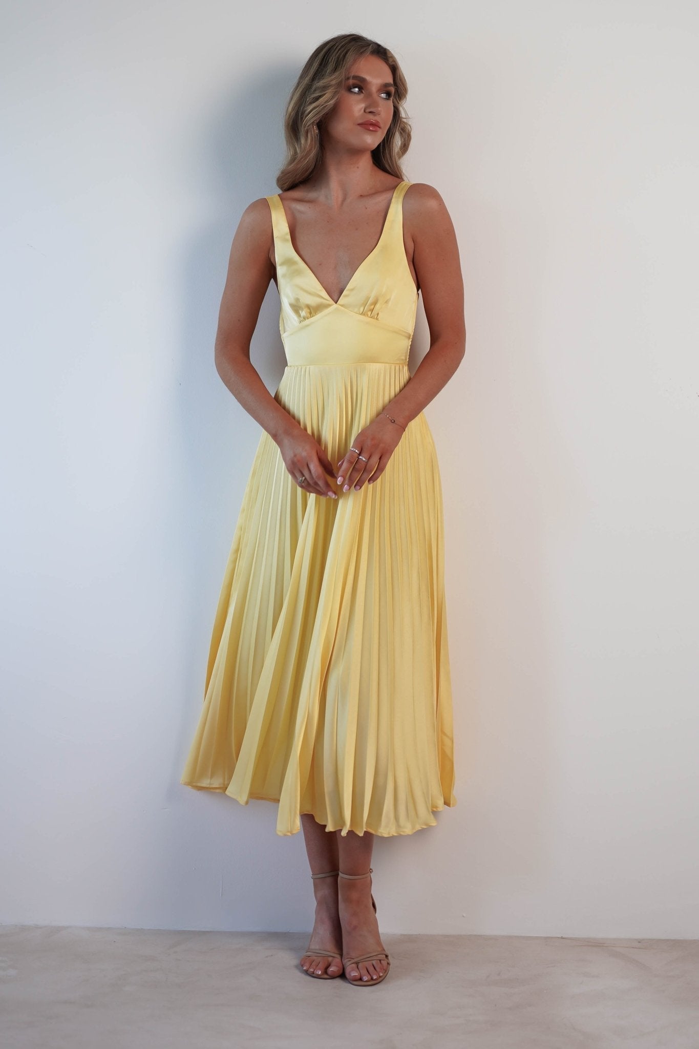 MALKA - Elegante vestido maxi con caída delicada