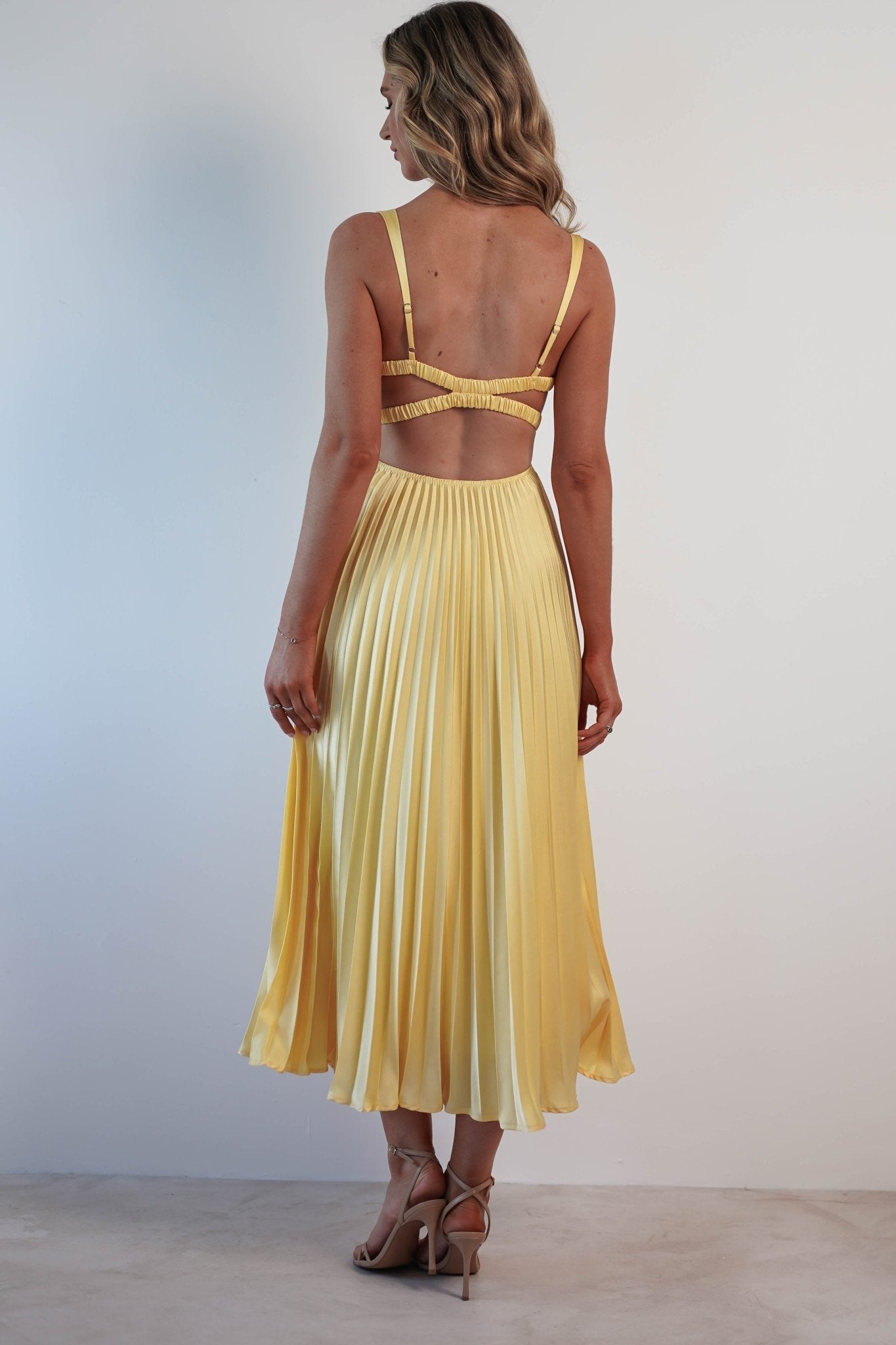 MALKA - Elegante vestido maxi con caída delicada