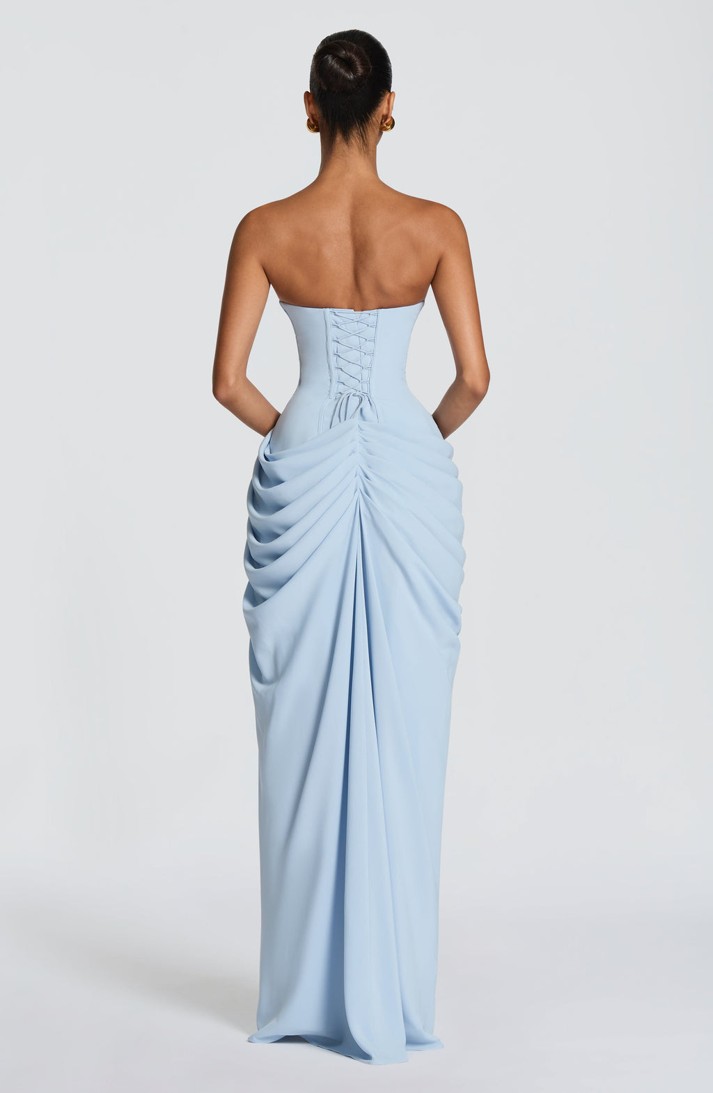 HANNAH - Elegante vestido maxi con drapeado y abertura alta