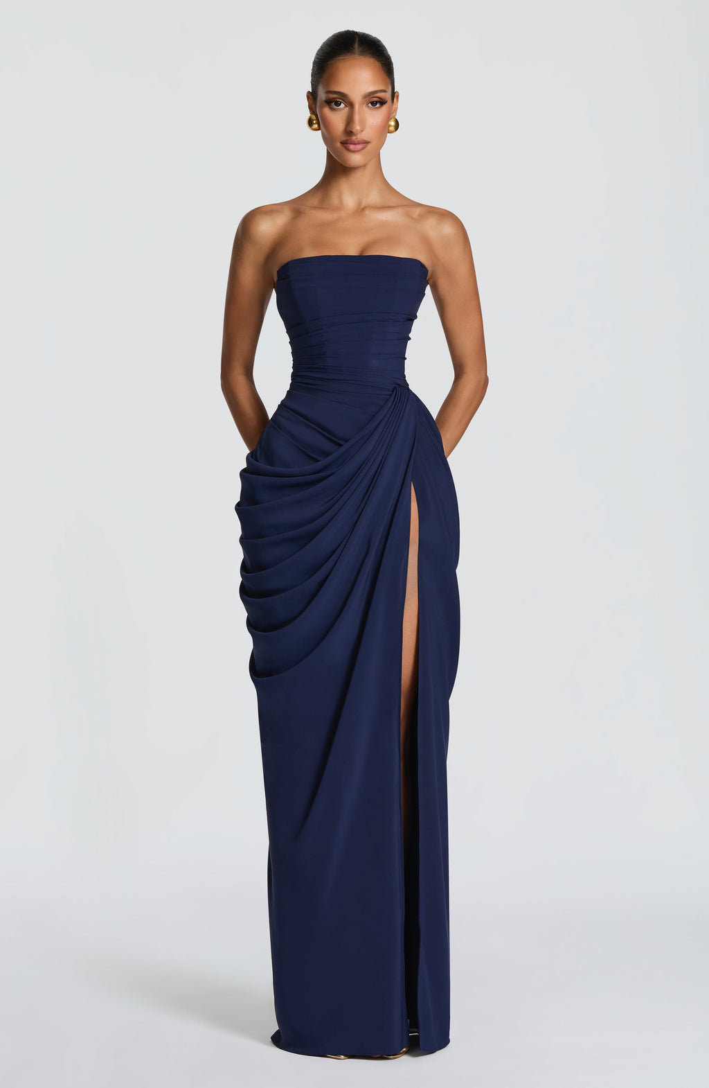 HANNAH - Elegante vestido maxi con drapeado y abertura alta