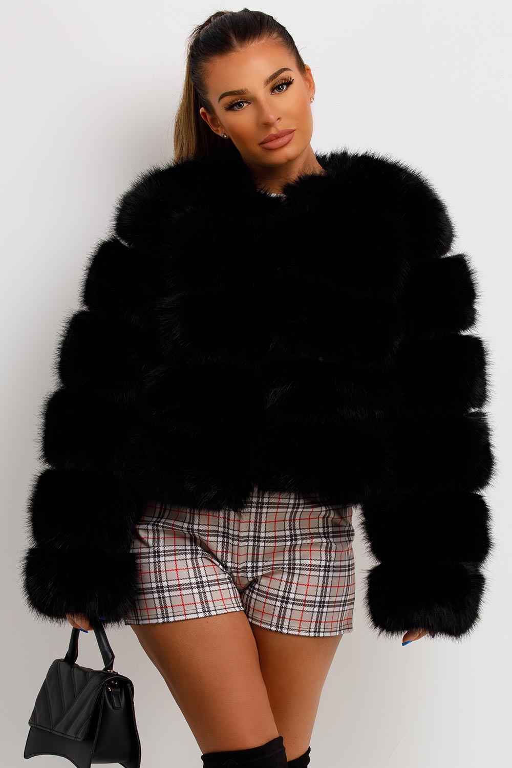 ROSIE - Chaqueta glamourosa de piel sintética