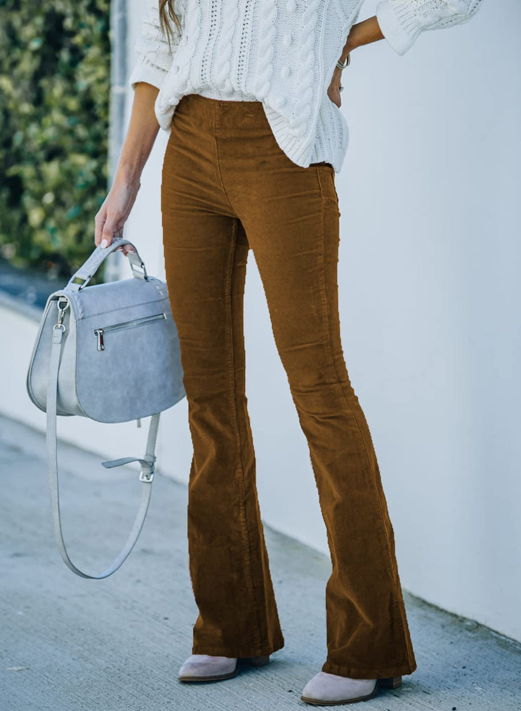 CLAIRE - Pantalones acampanados de pana retro