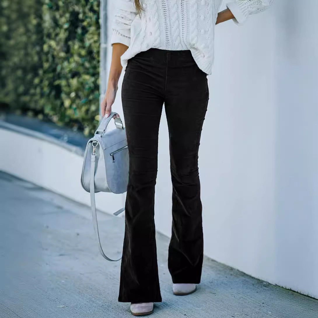 CLAIRE - Pantalones acampanados de pana retro