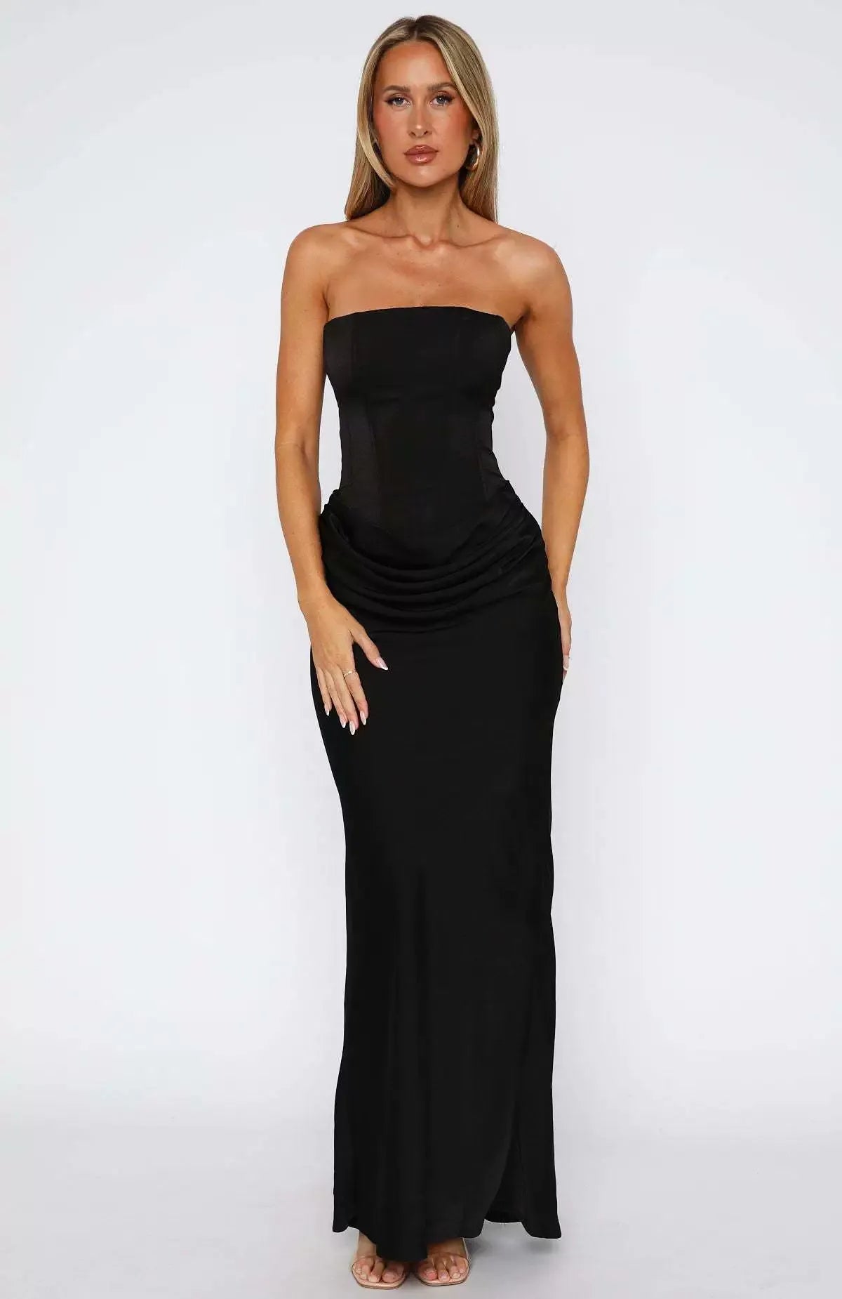 JANINE - Elegante vestido maxi bandeau con espalda tipo corsé