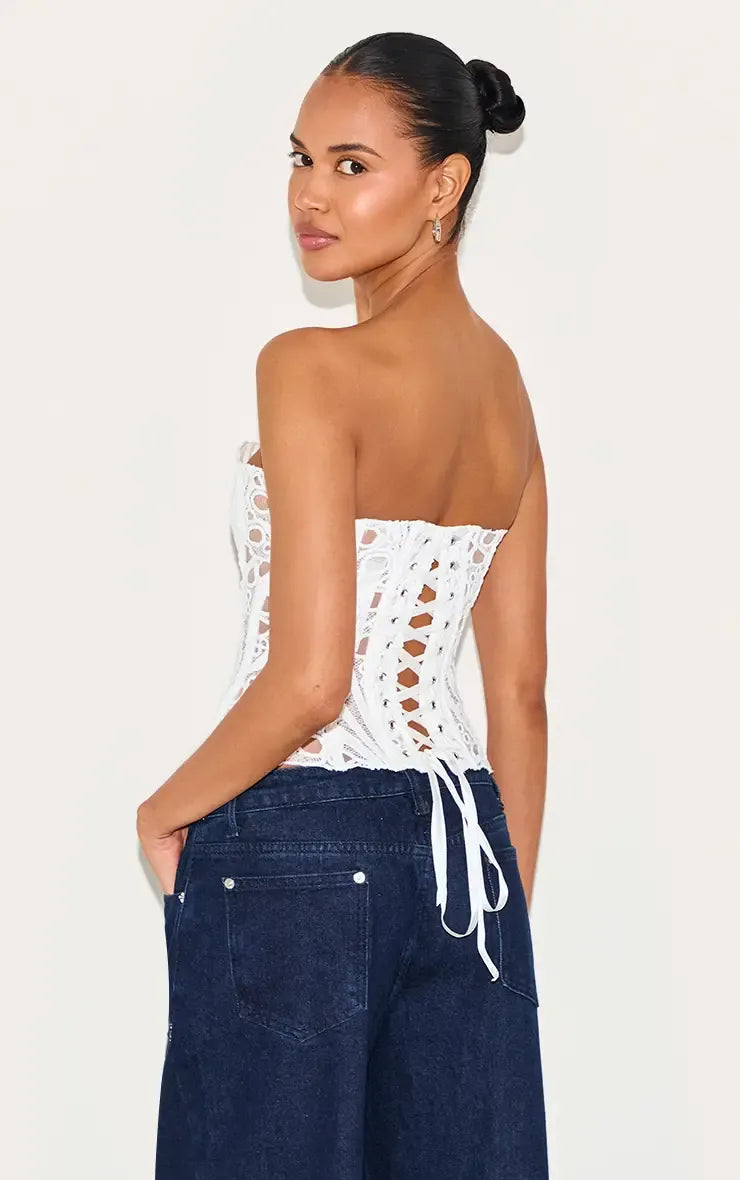 LIV - Elegante top corsé con delicado encaje