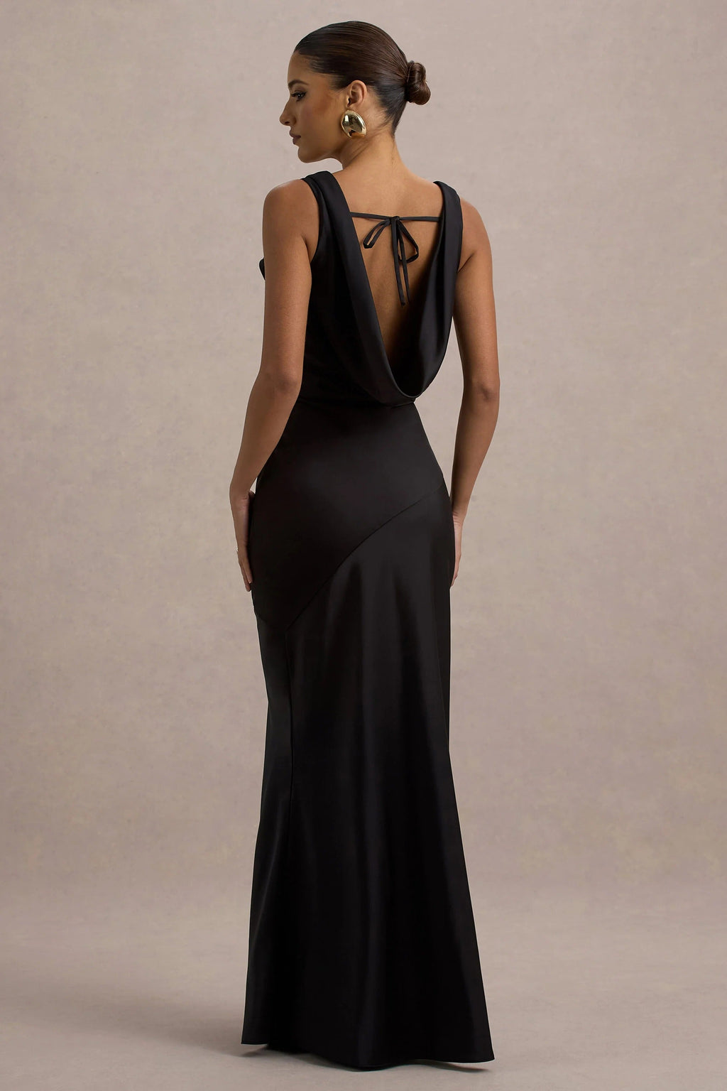 LENA - Vestido largo minimalista con escote drapeado