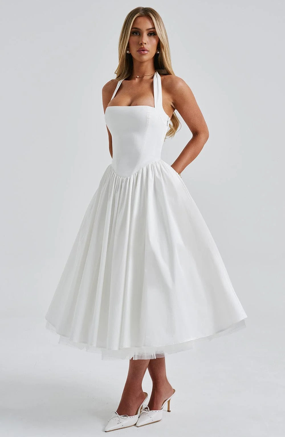TESSA - Vestido midi con cuello halter de inspiración vintage