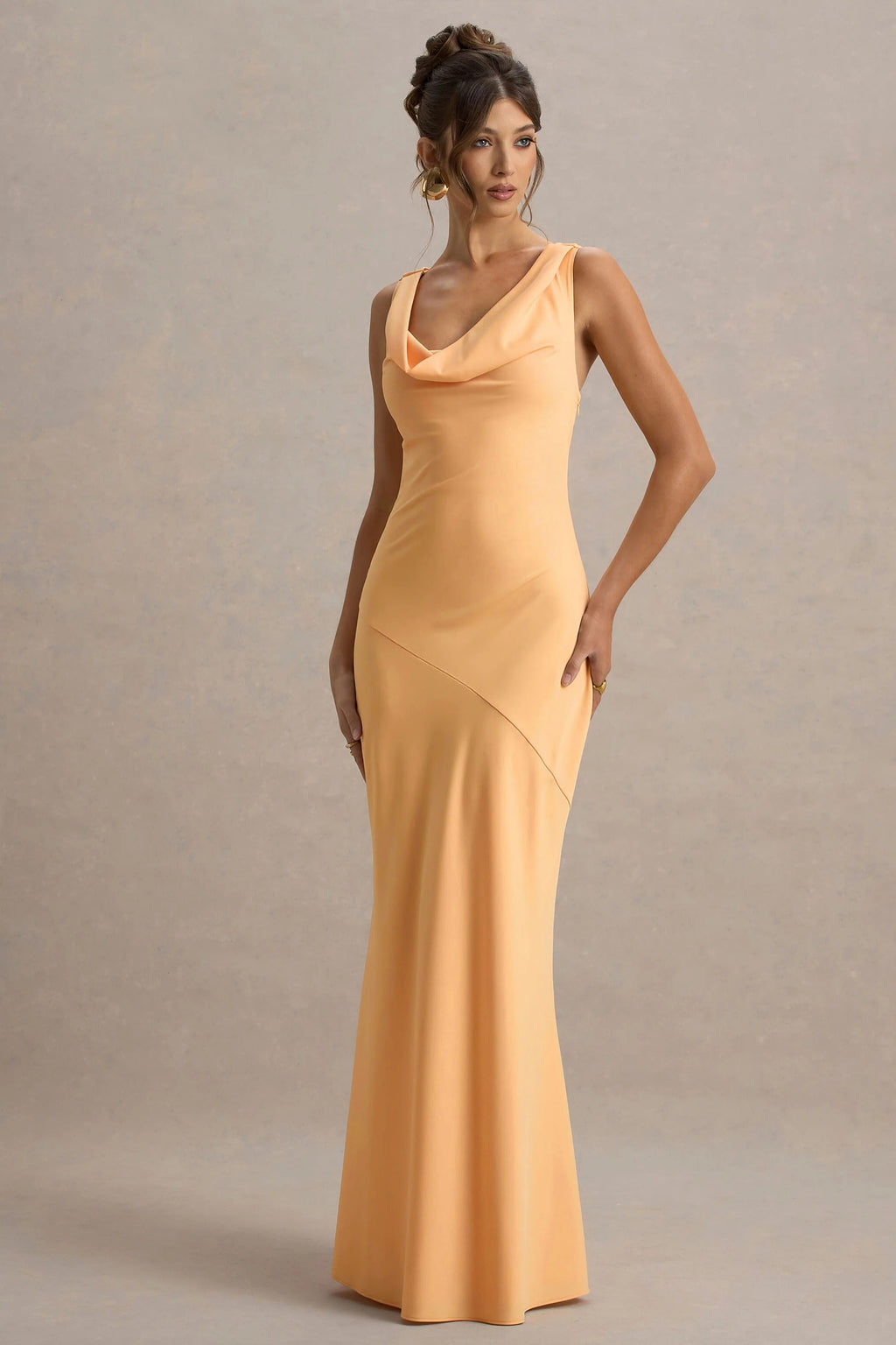LENA - Vestido largo minimalista con escote drapeado