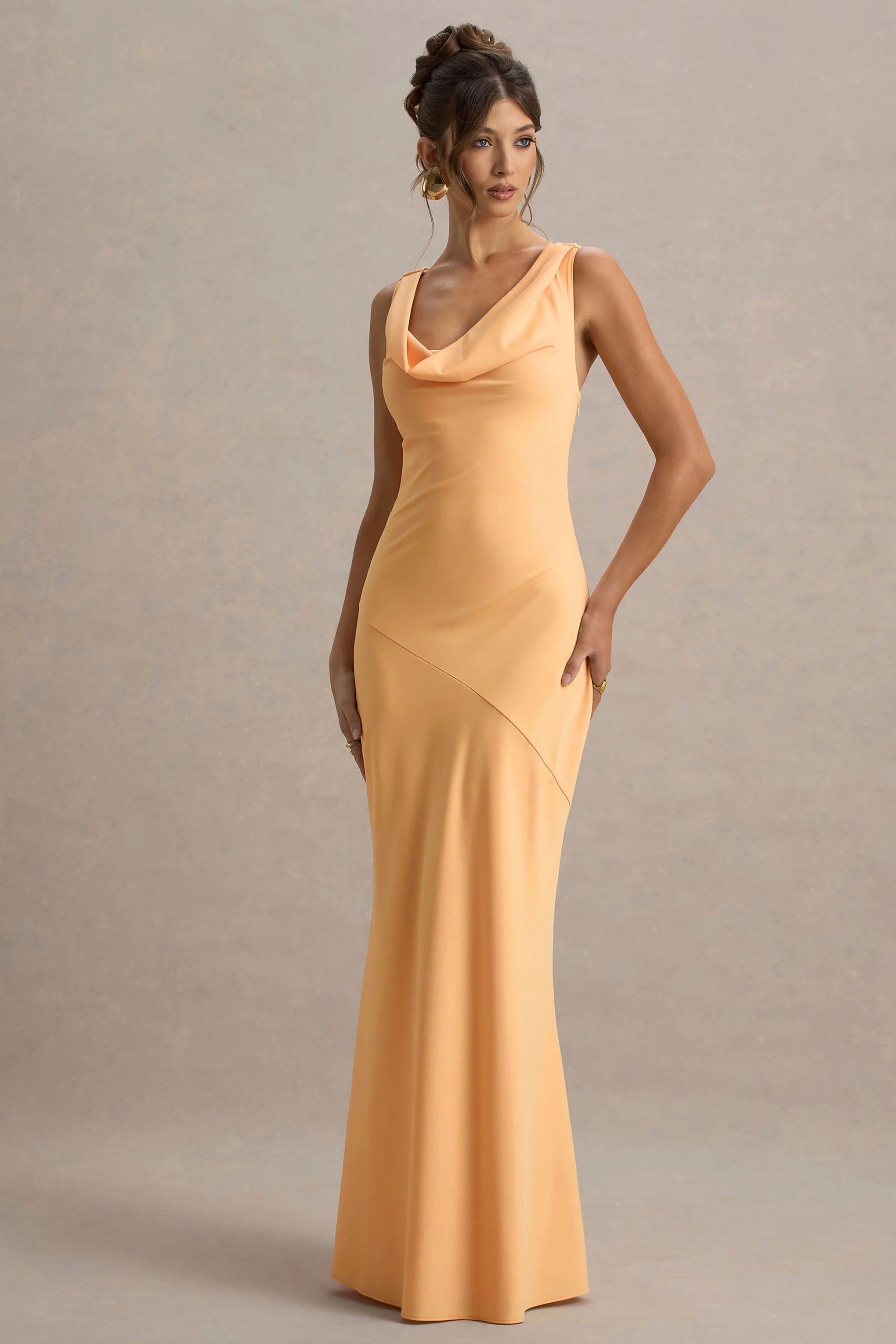 LENA - Vestido largo minimalista con escote drapeado