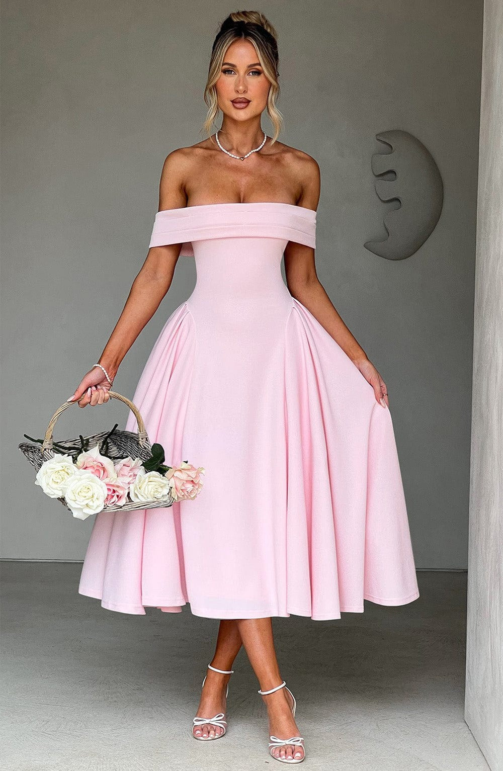 ELENA - Elegante vestido midi con hombros al descubierto