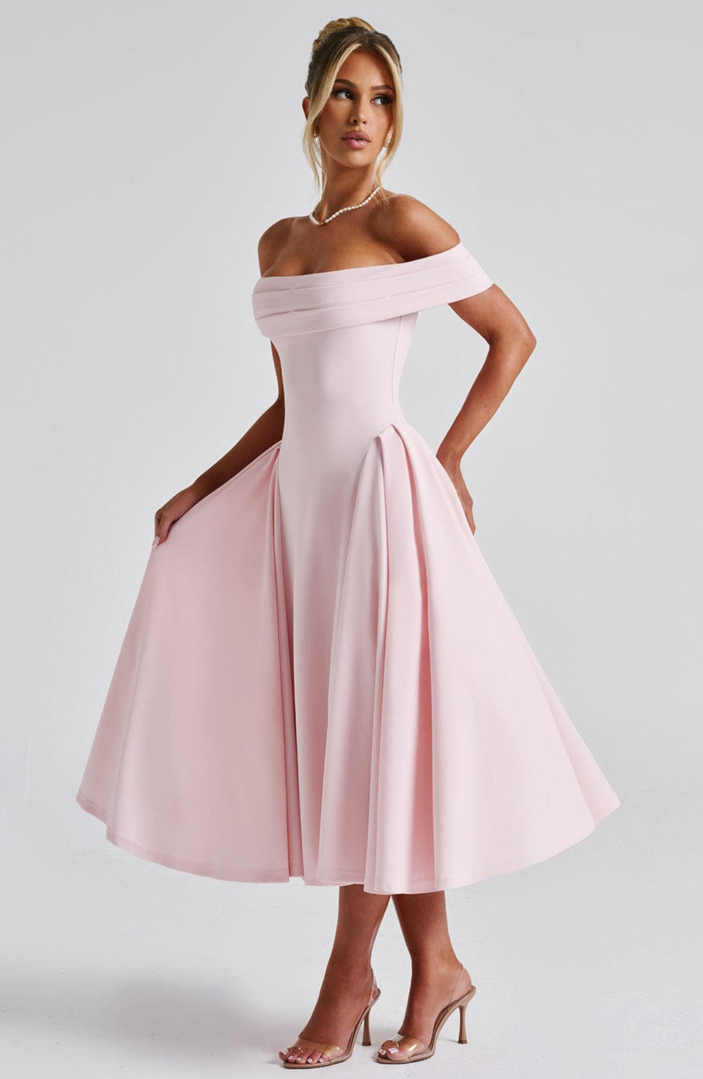 ELENA - Elegante vestido midi con hombros al descubierto