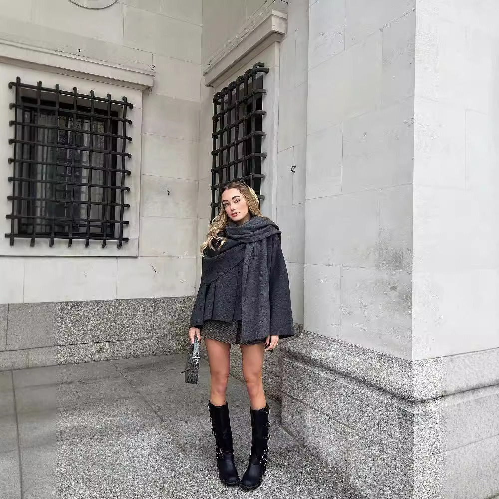 GRETA - Abrigo elegante con pañuelo
