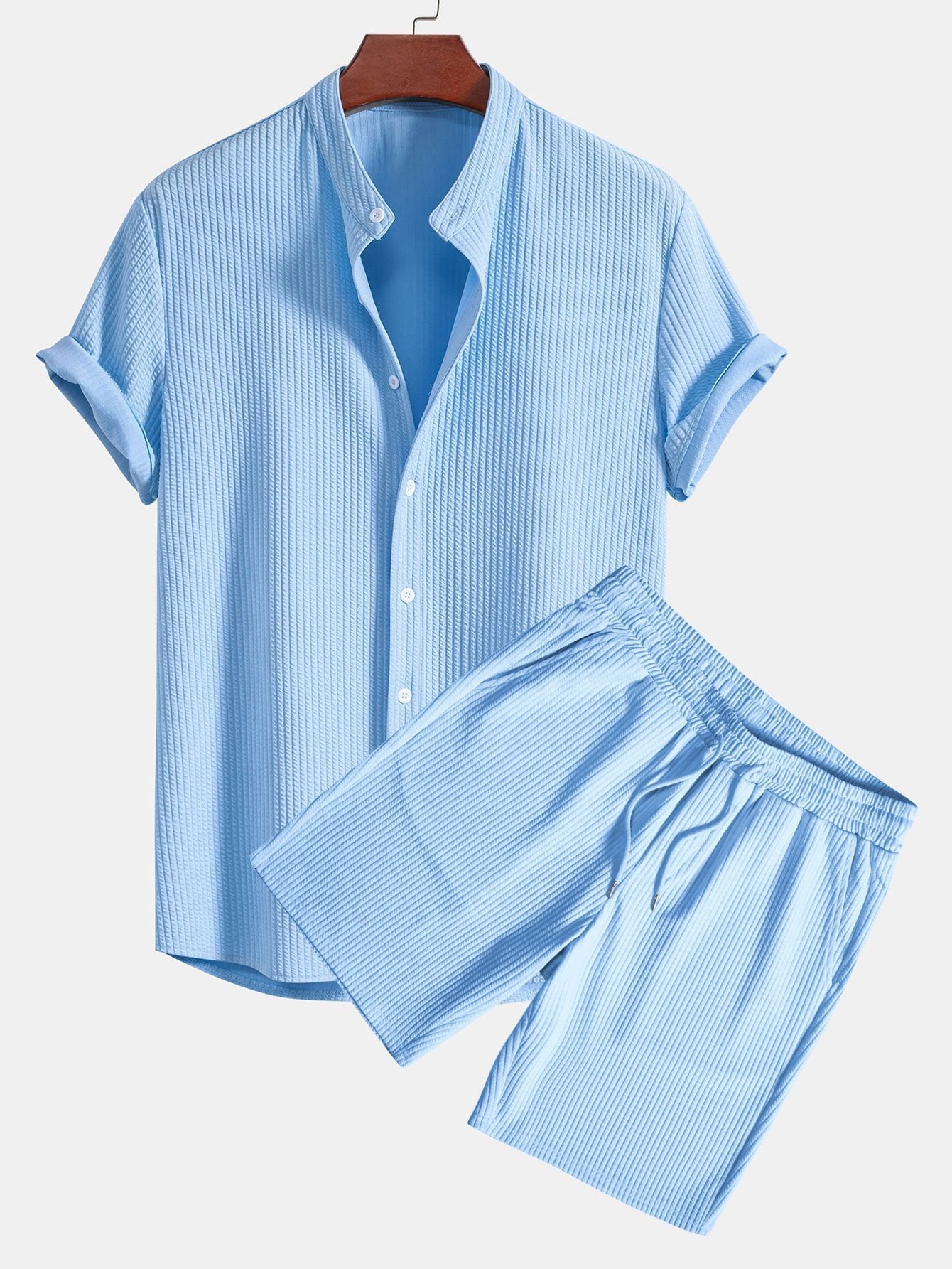 Camisa muscle fit acanalada con cuello alto + shorts