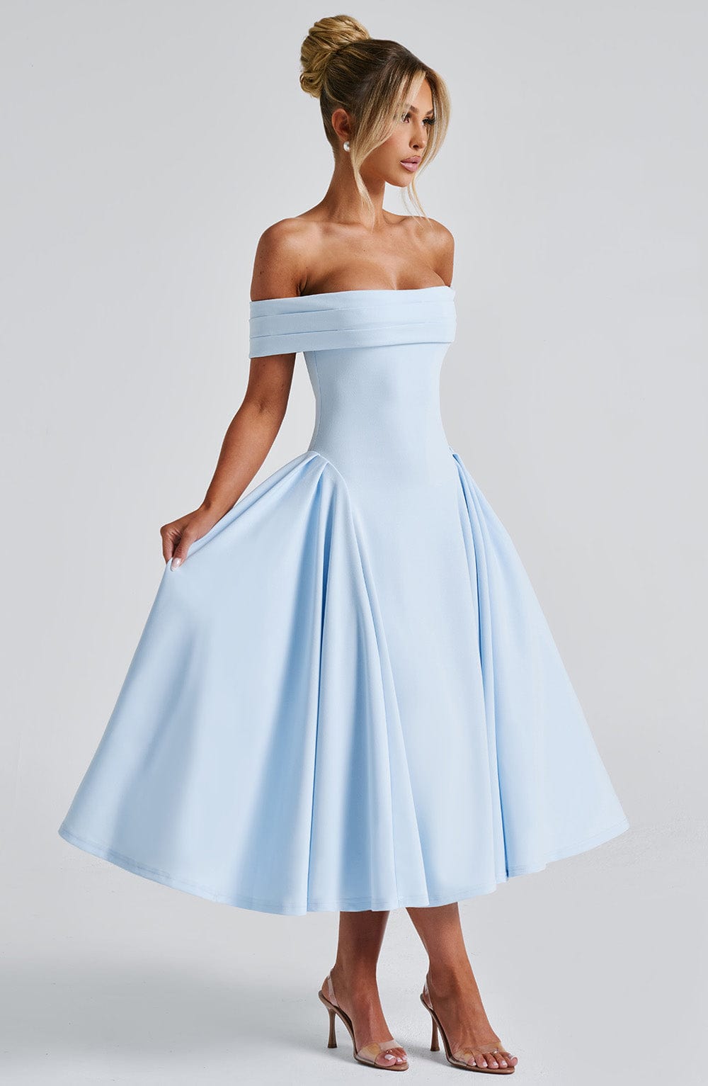 ELENA - Elegante vestido midi con hombros al descubierto