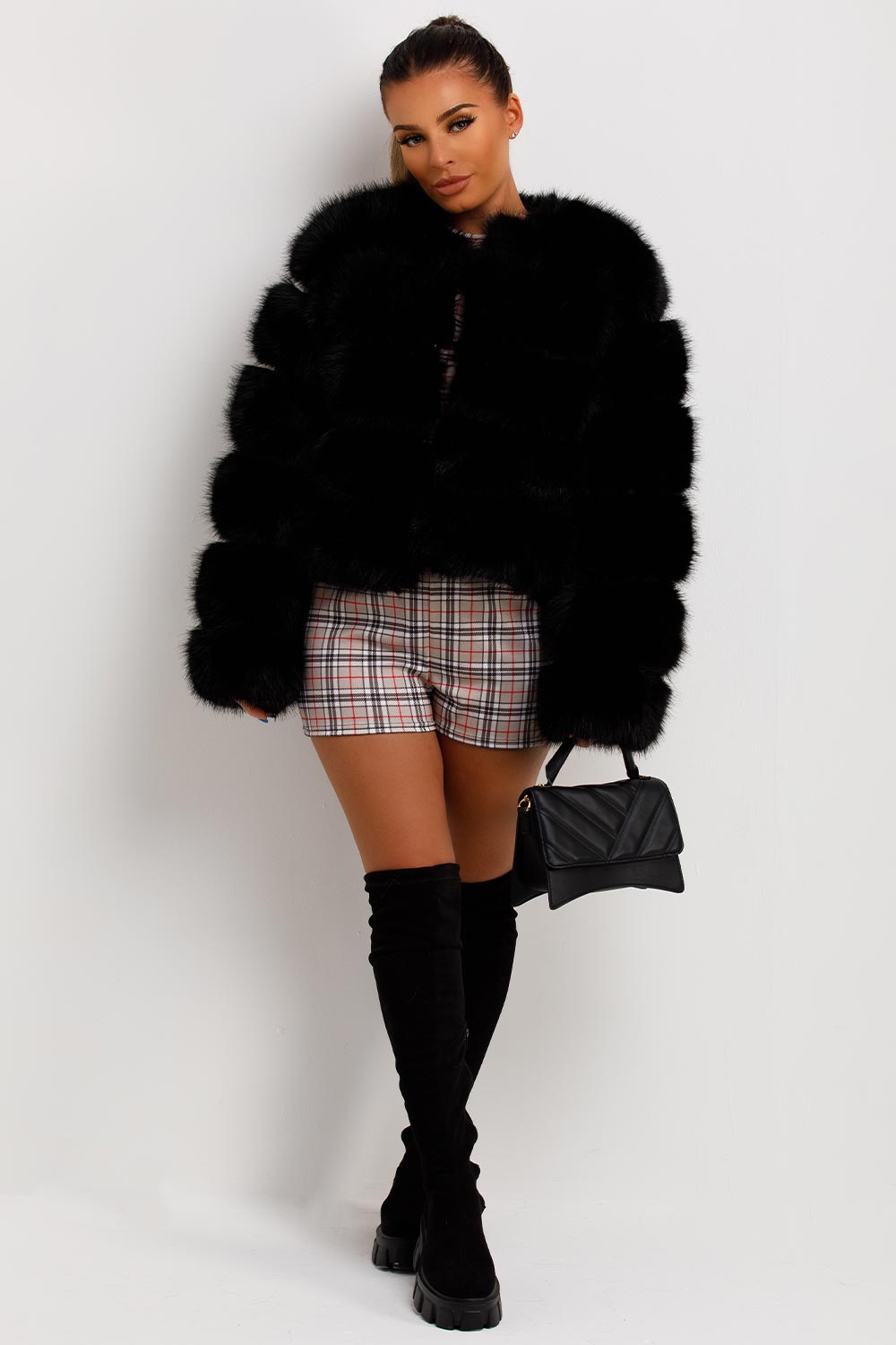 ROSIE - Chaqueta glamourosa de piel sintética