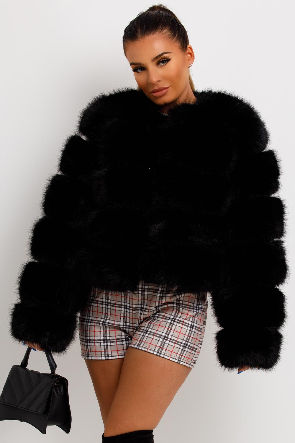 ROSIE - Chaqueta glamourosa de piel sintética